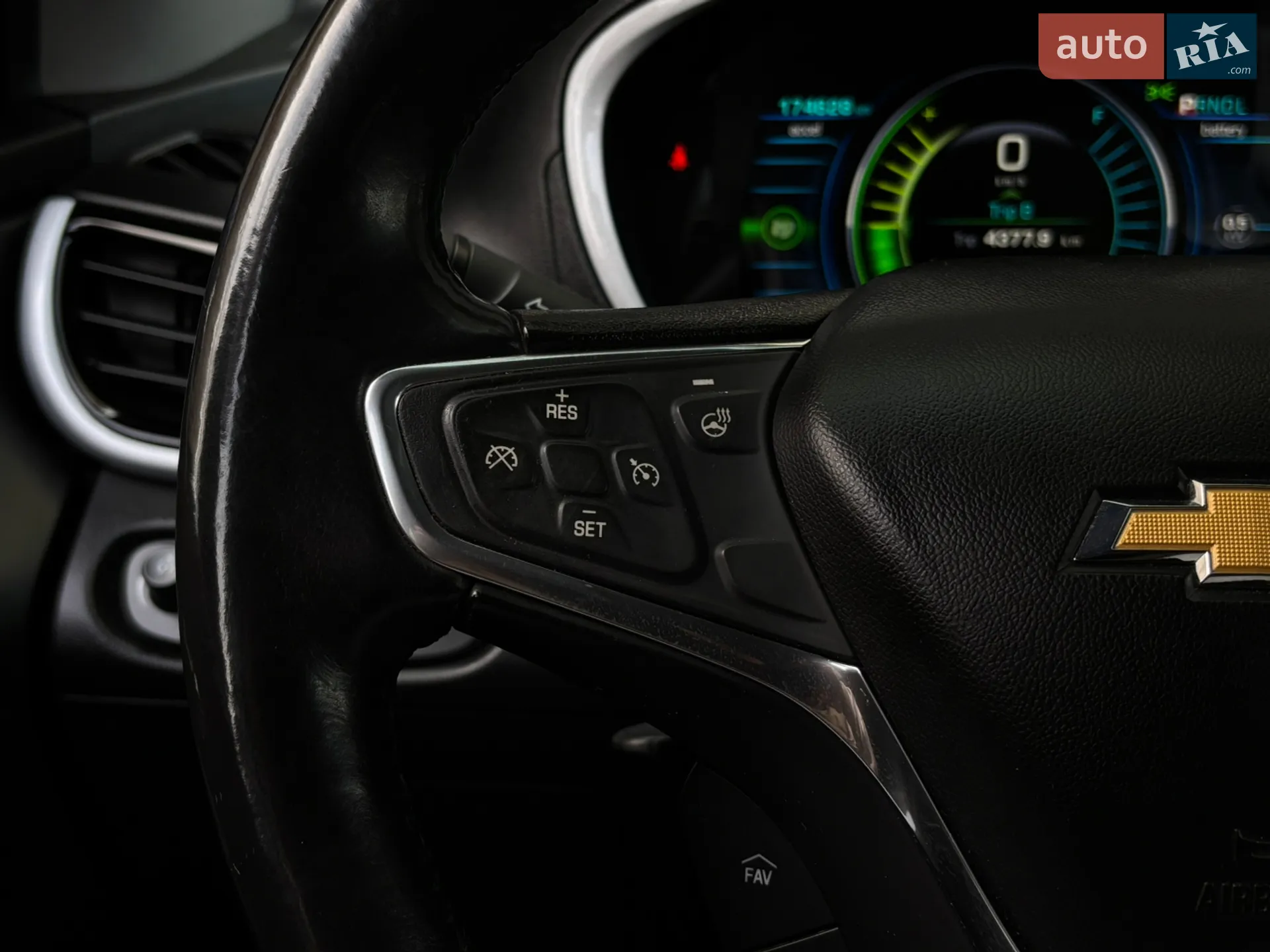 2016 Chevrolet Volt - мініатюра 11