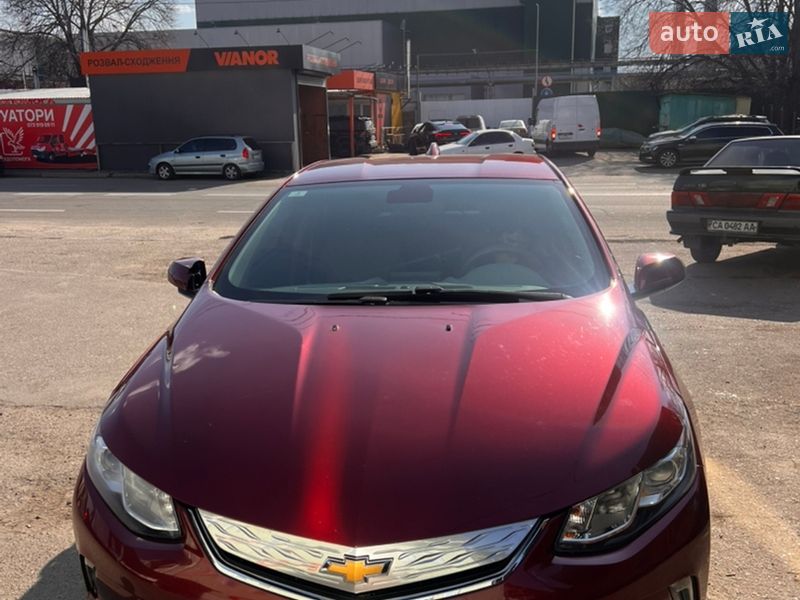 Хетчбек Chevrolet Volt 2015 в Черкасах
