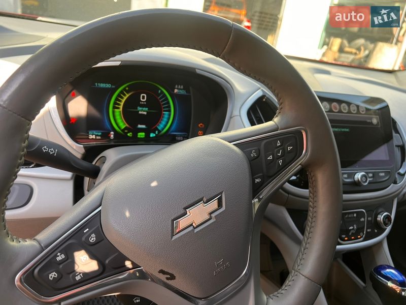 Хетчбек Chevrolet Volt 2015 в Черкасах