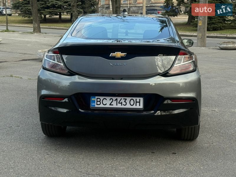 Хэтчбек Chevrolet Volt 2016 в Днепре