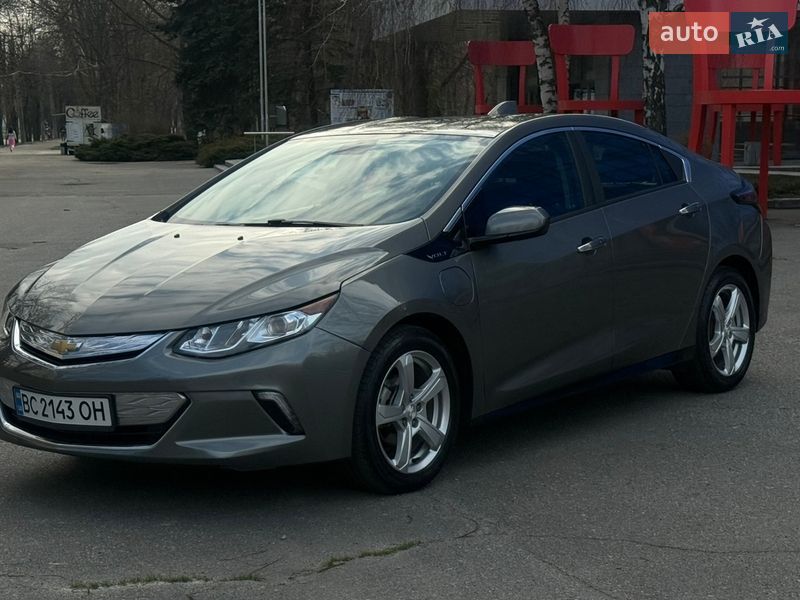 Хэтчбек Chevrolet Volt 2016 в Днепре