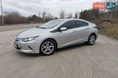 Хэтчбек Chevrolet Volt 2016 в Киеве