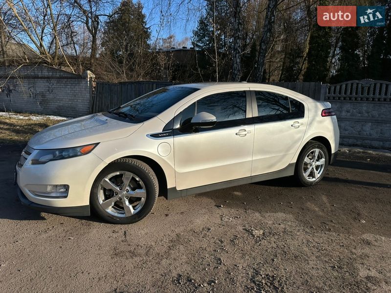 Хэтчбек Chevrolet Volt 2013 в Нежине фото 7 Хэтчбек Chevrolet Volt 2013 в Нежине