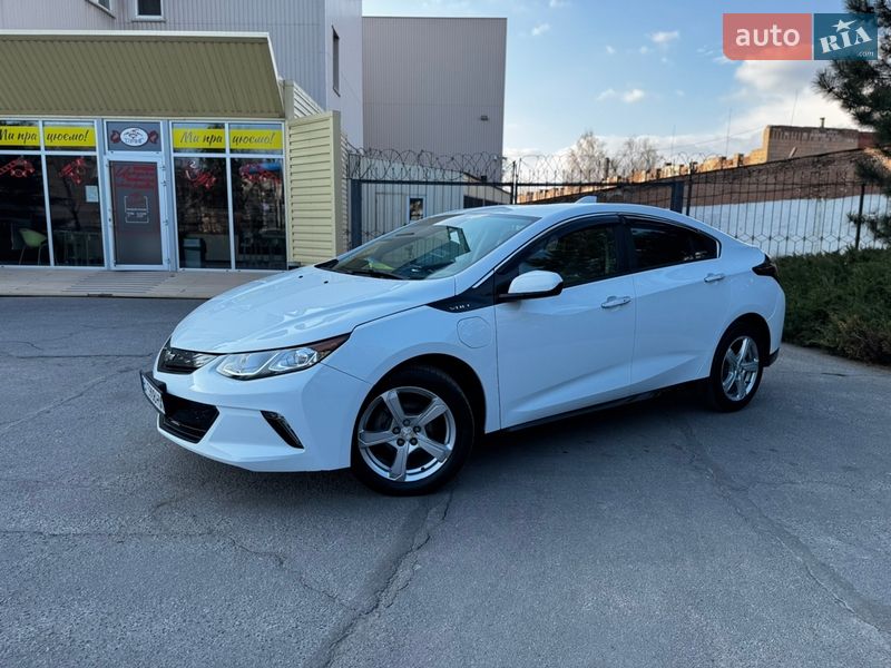 Хэтчбек Chevrolet Volt 2017 в Полтаве