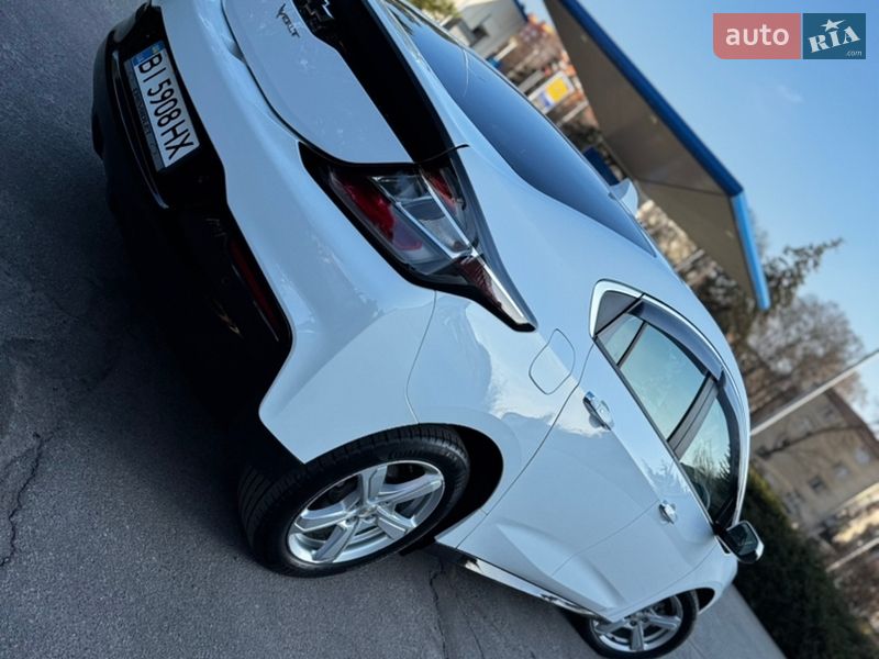 Хэтчбек Chevrolet Volt 2017 в Полтаве