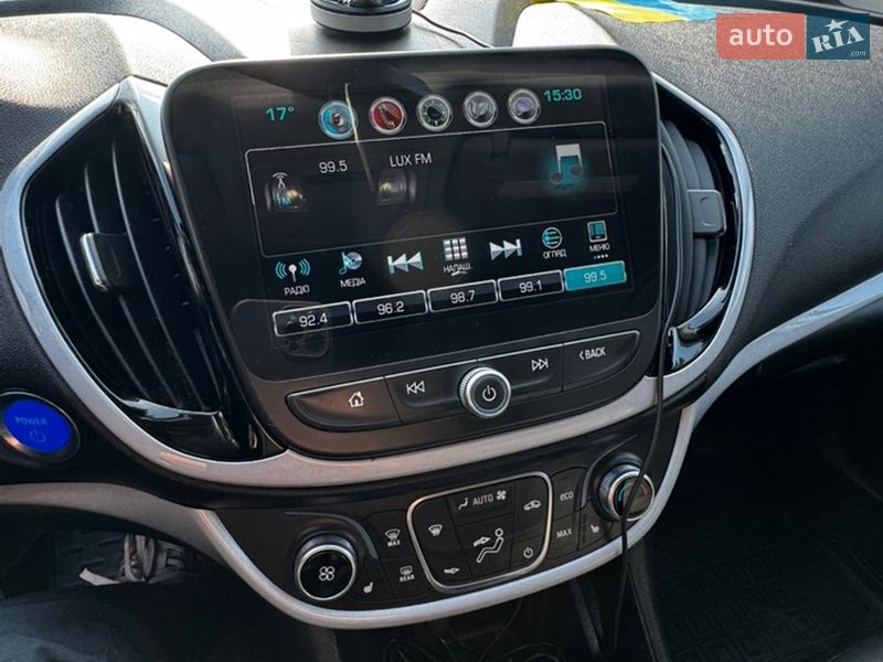 Хэтчбек Chevrolet Volt 2017 в Полтаве