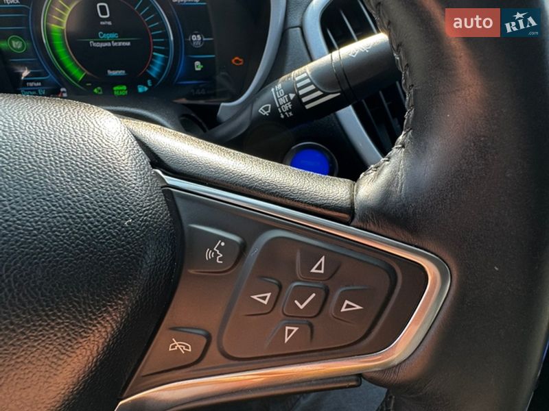 Хэтчбек Chevrolet Volt 2017 в Полтаве