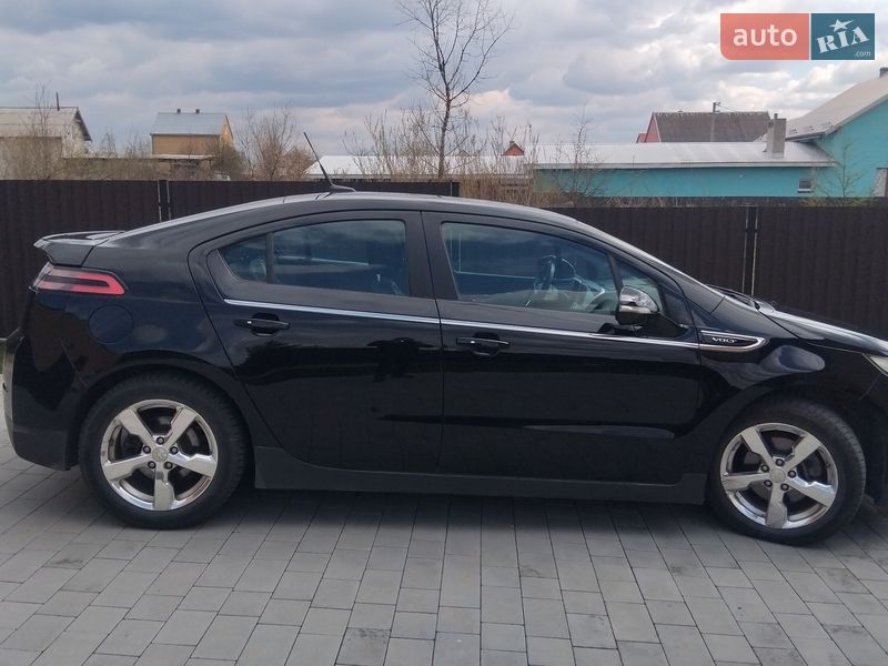 Хэтчбек Chevrolet Volt 2012 в Львове