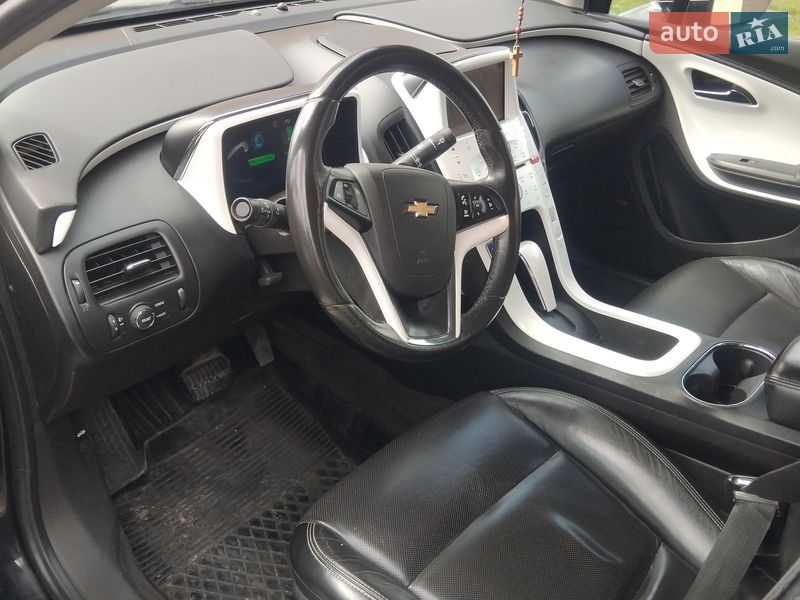 Хэтчбек Chevrolet Volt 2012 в Львове