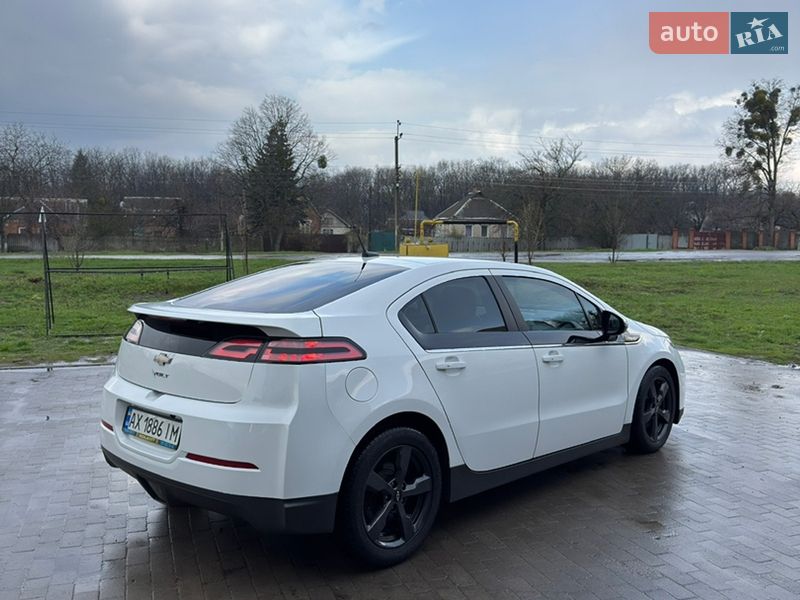 Хетчбек Chevrolet Volt 2013 в Харкові фото 4 Хетчбек Chevrolet Volt 2013 в Харкові