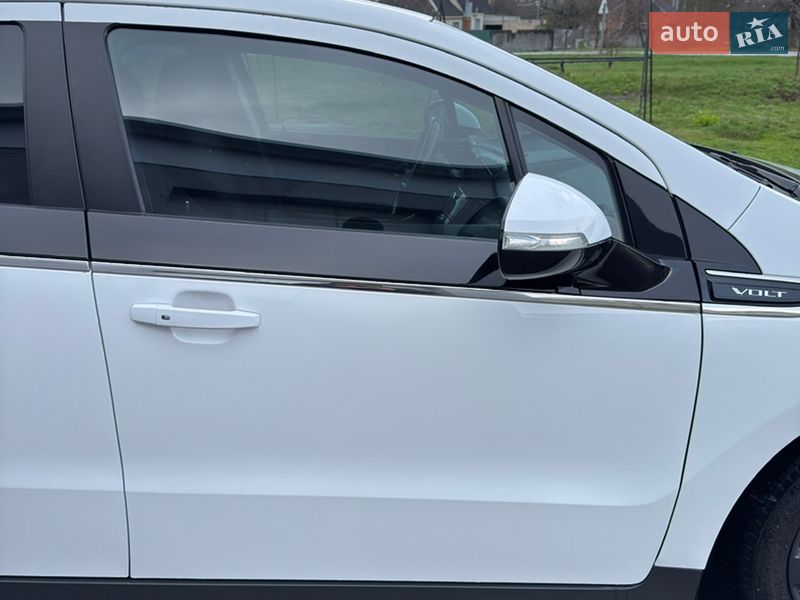 Хетчбек Chevrolet Volt 2013 в Харкові фото 17 Хетчбек Chevrolet Volt 2013 в Харкові