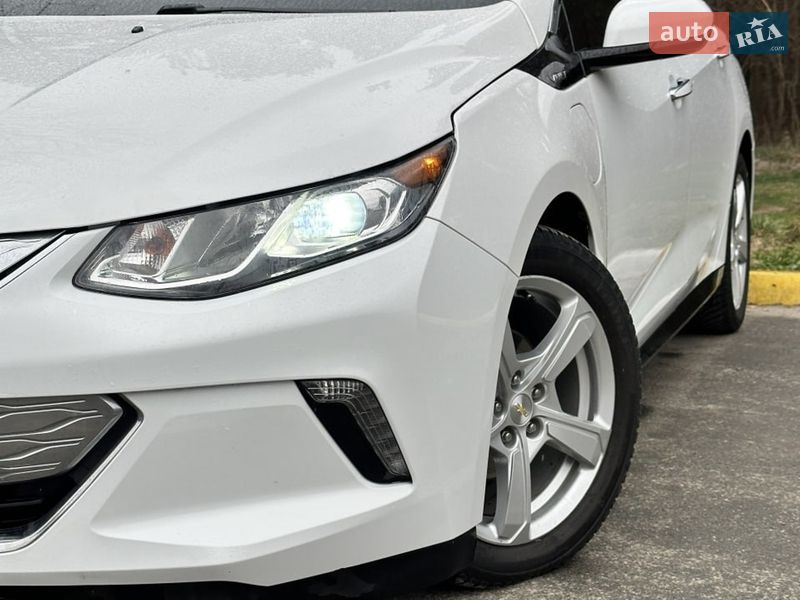 Хэтчбек Chevrolet Volt 2018 в Белогородке