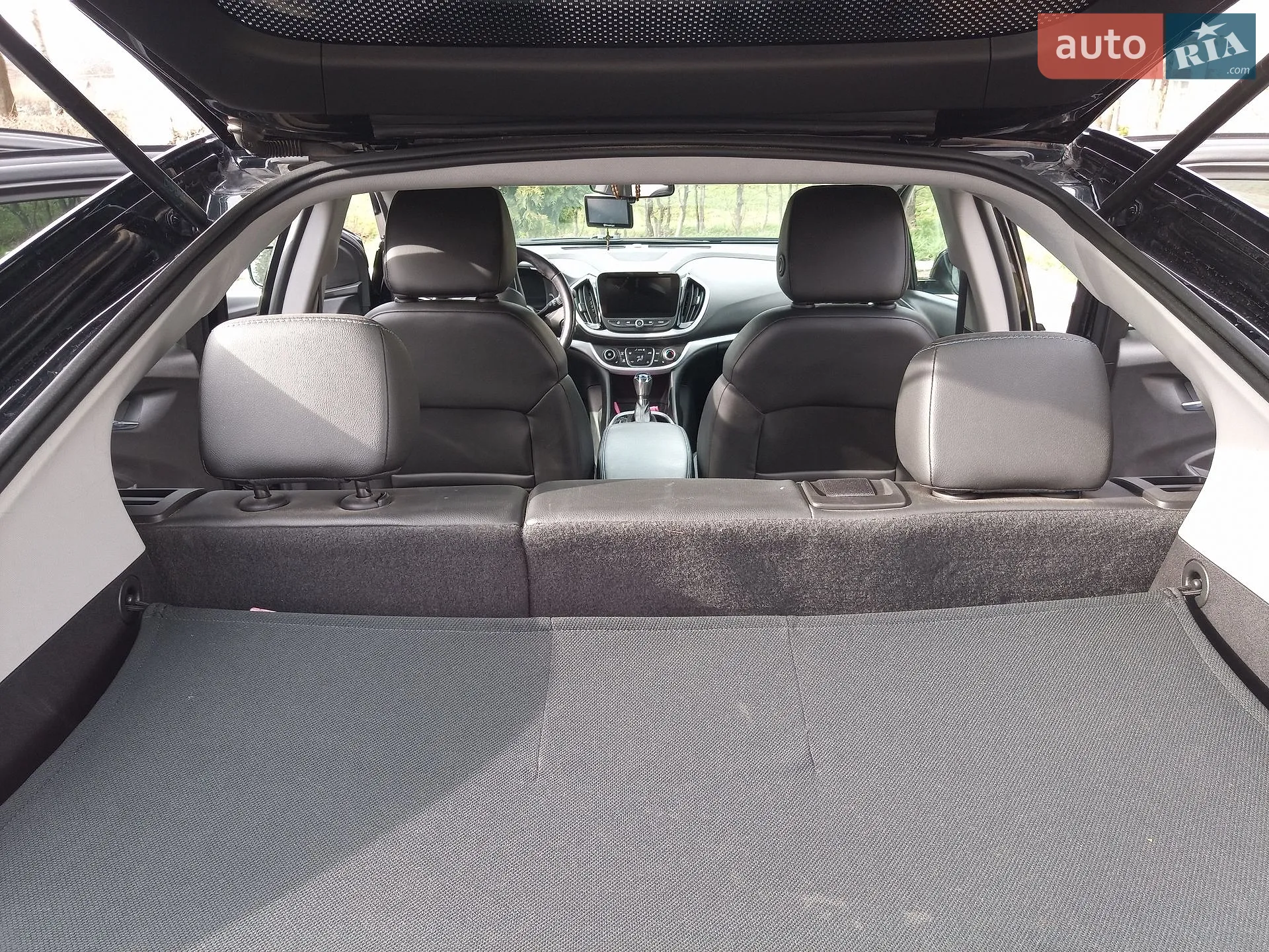 2018 Chevrolet Volt - мініатюра 2
