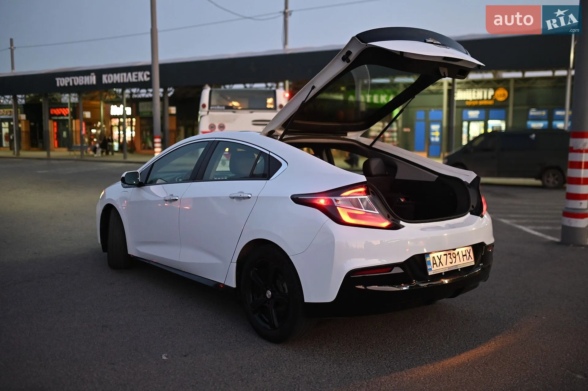 2016 Chevrolet Volt - мініатюра 41