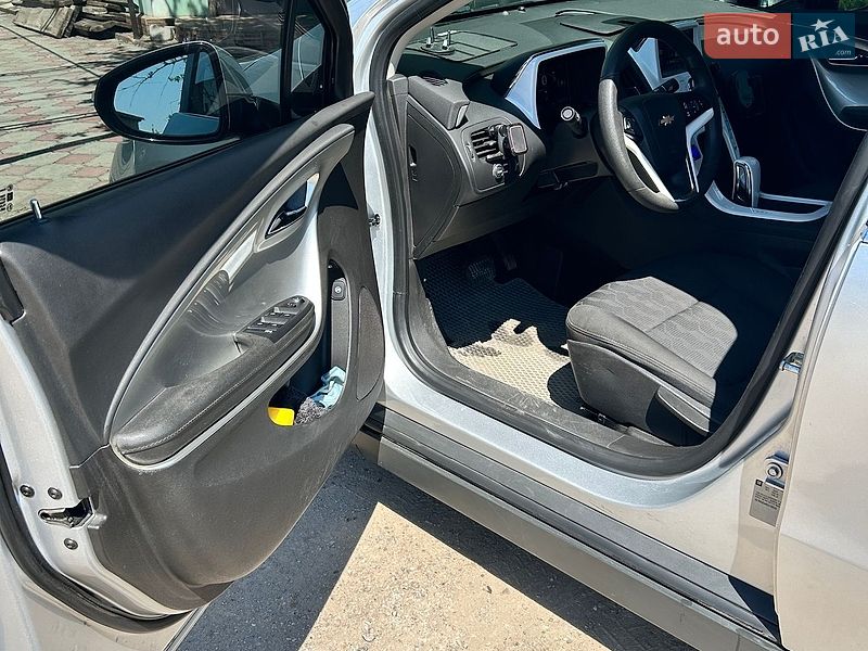 Хэтчбек Chevrolet Volt 2011 в Одессе