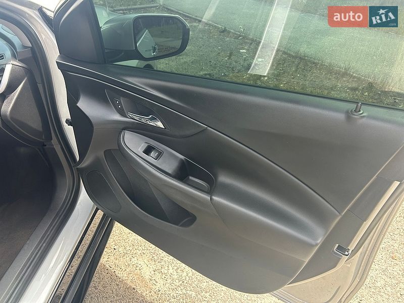 Хэтчбек Chevrolet Volt 2018 в Киеве