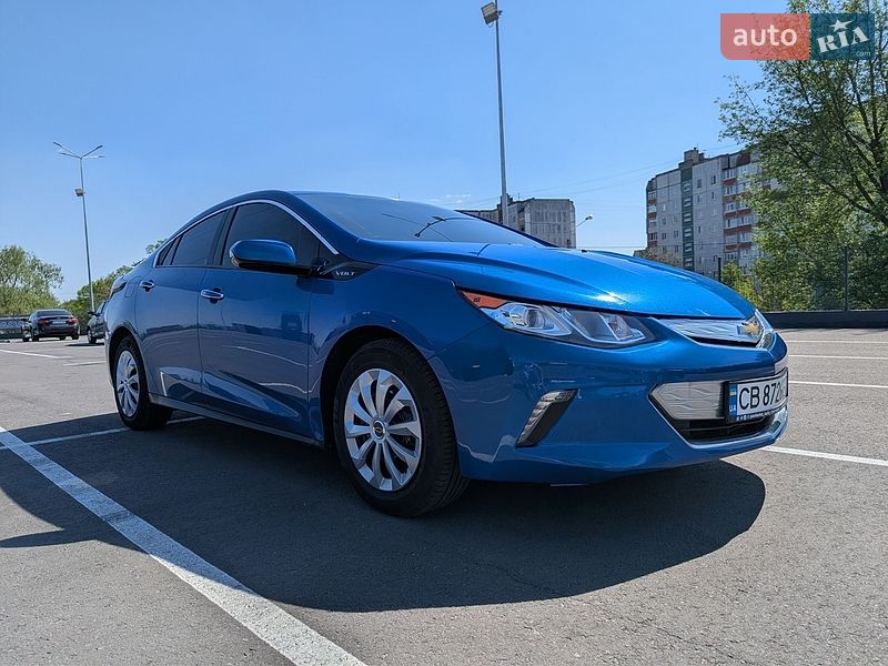Хэтчбек Chevrolet Volt 2016 в Чернигове