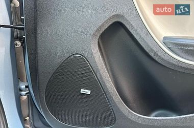 Хетчбек Chevrolet Volt 2012 в Києві