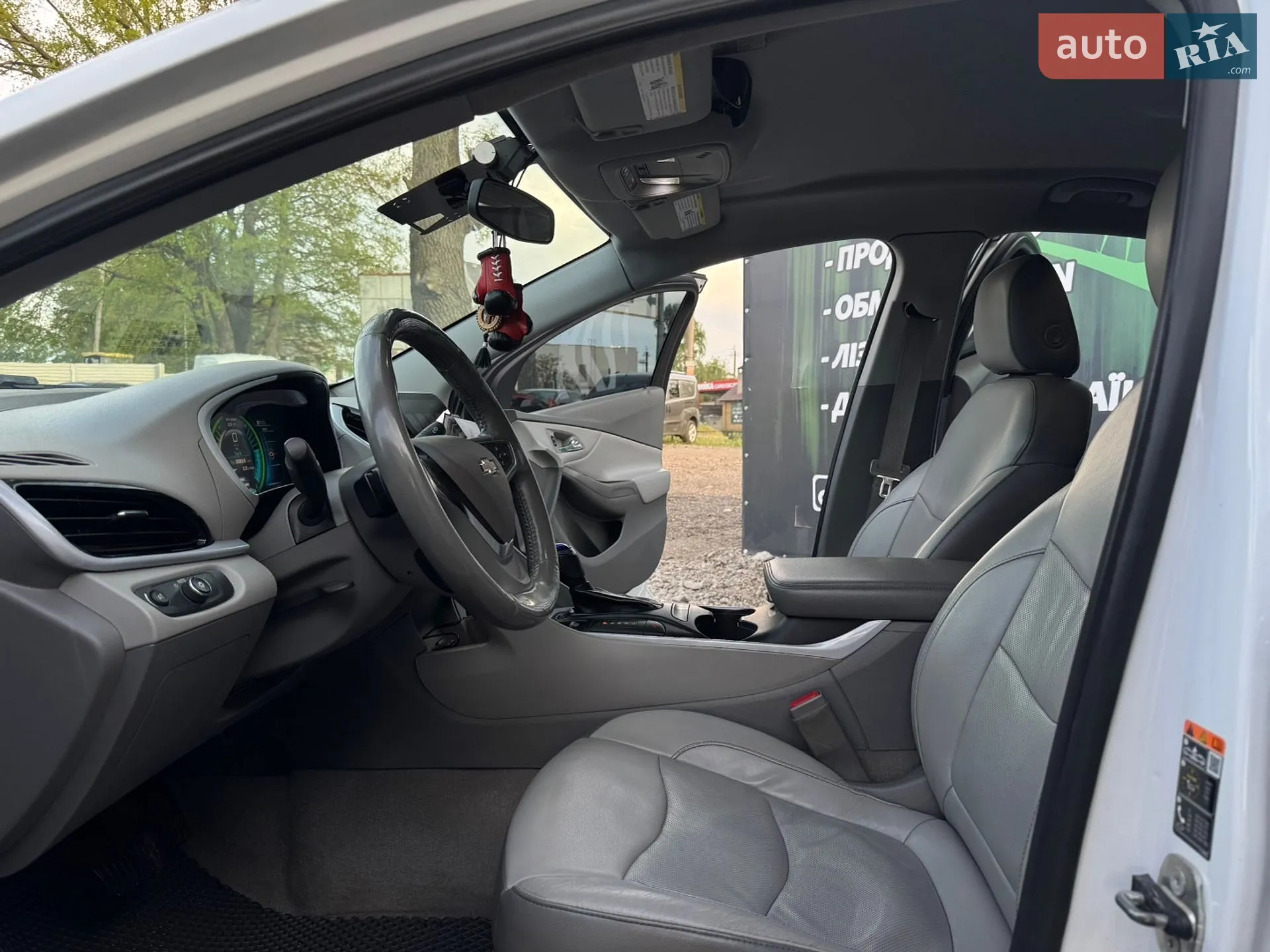 2017 Chevrolet Volt - мініатюра 9