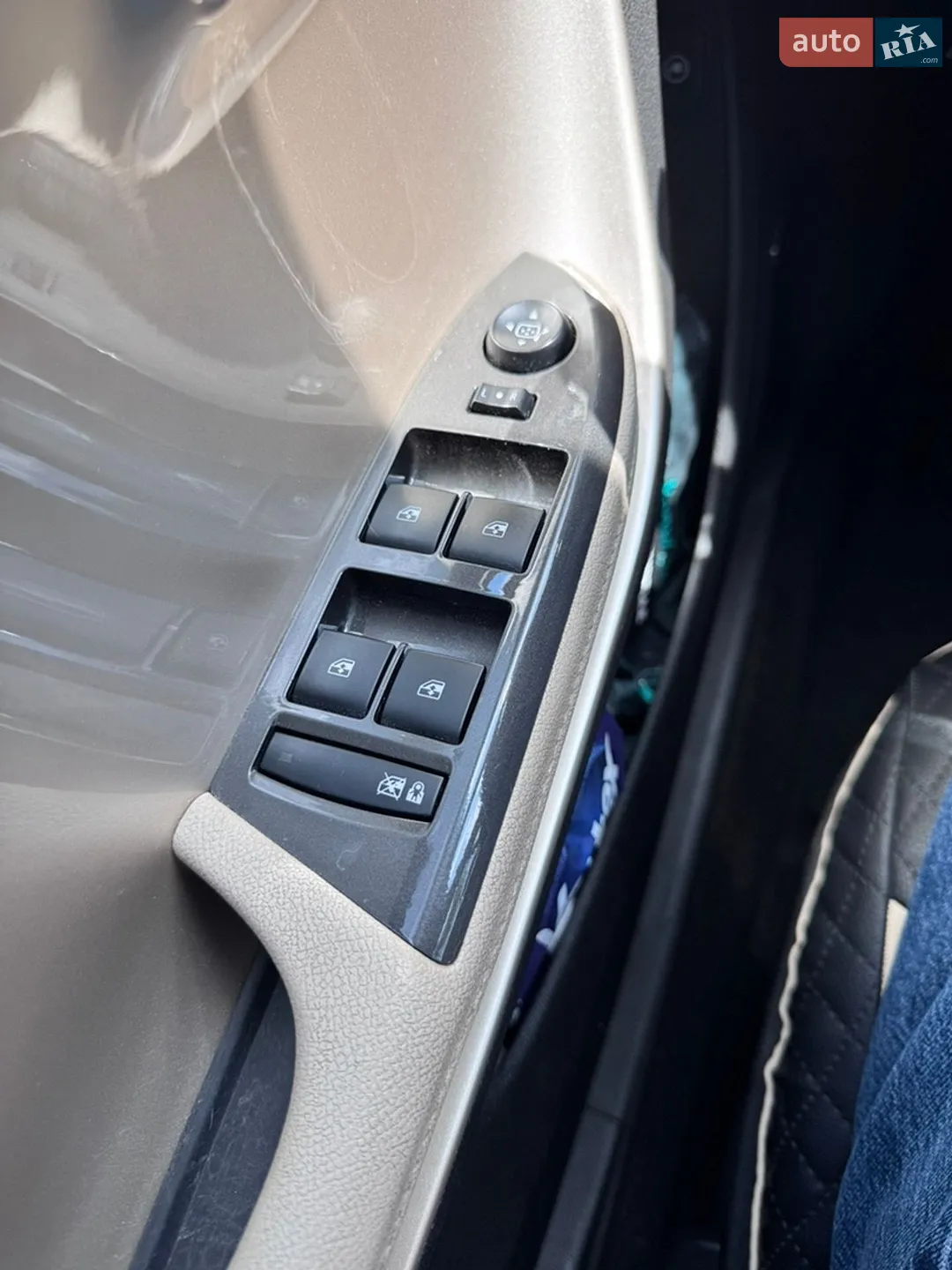 2011 Chevrolet Volt - мініатюра 4