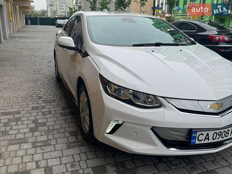 Хэтчбек Chevrolet Volt 2018 в Черкассах