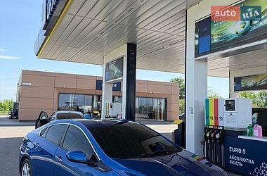 Хетчбек Chevrolet Volt 2016 в Дніпрі