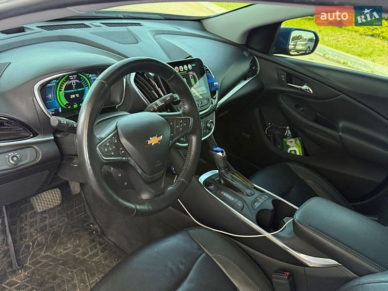 Хетчбек Chevrolet Volt 2016 в Дніпрі