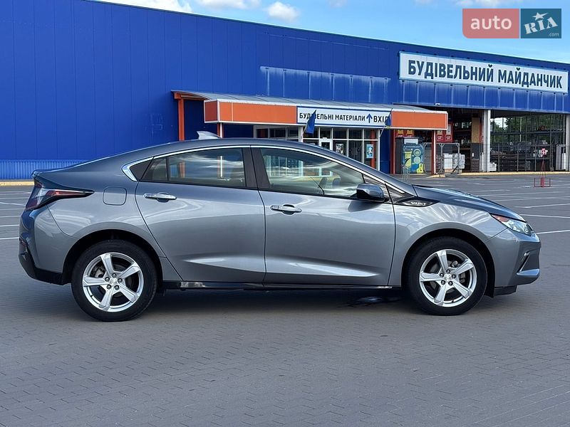 Хэтчбек Chevrolet Volt 2018 в Сумах