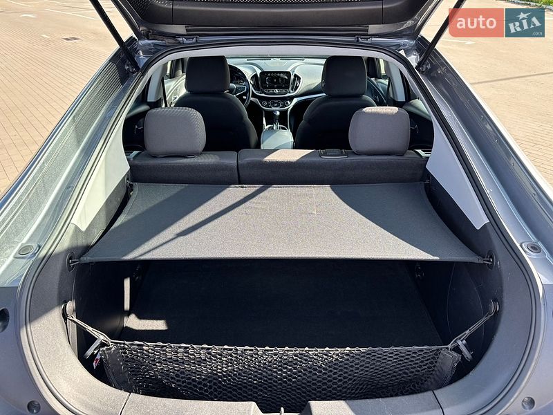Хэтчбек Chevrolet Volt 2018 в Сумах