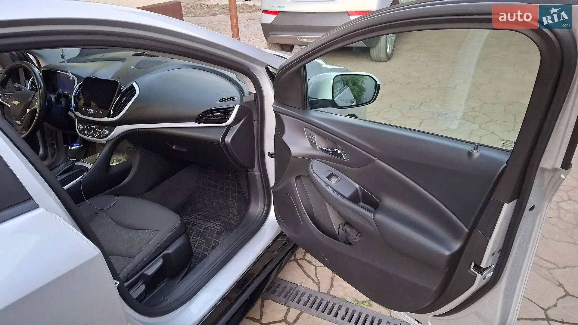 2017 Chevrolet Volt - мініатюра 16