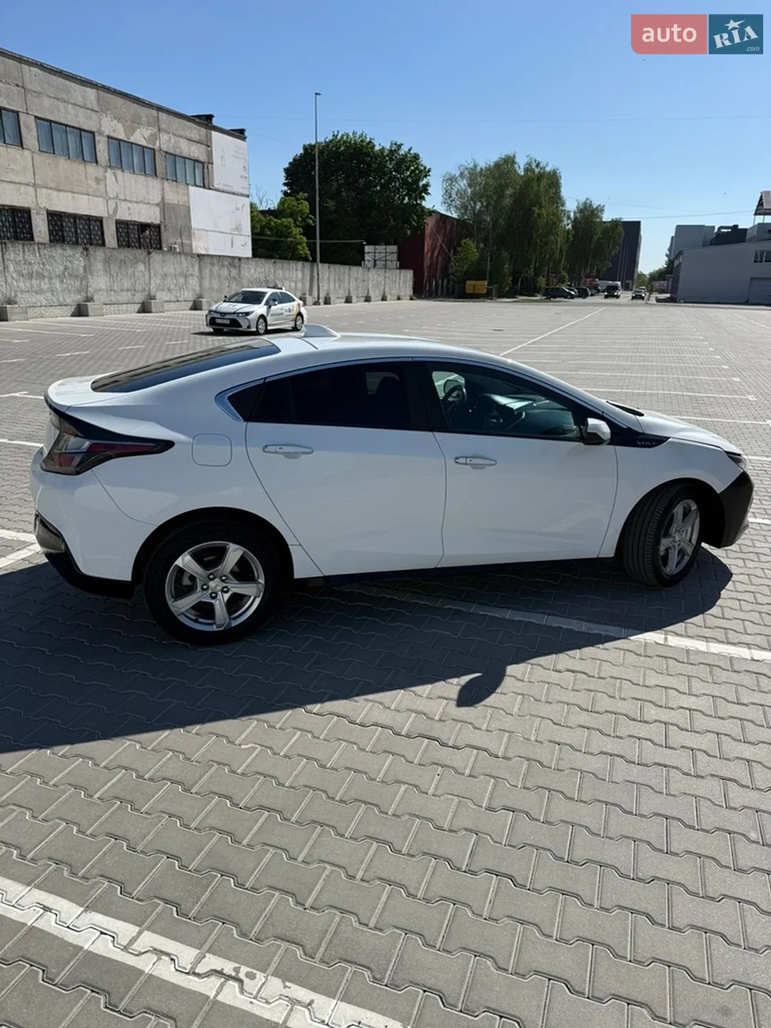 2016 Chevrolet Volt - мініатюра 11