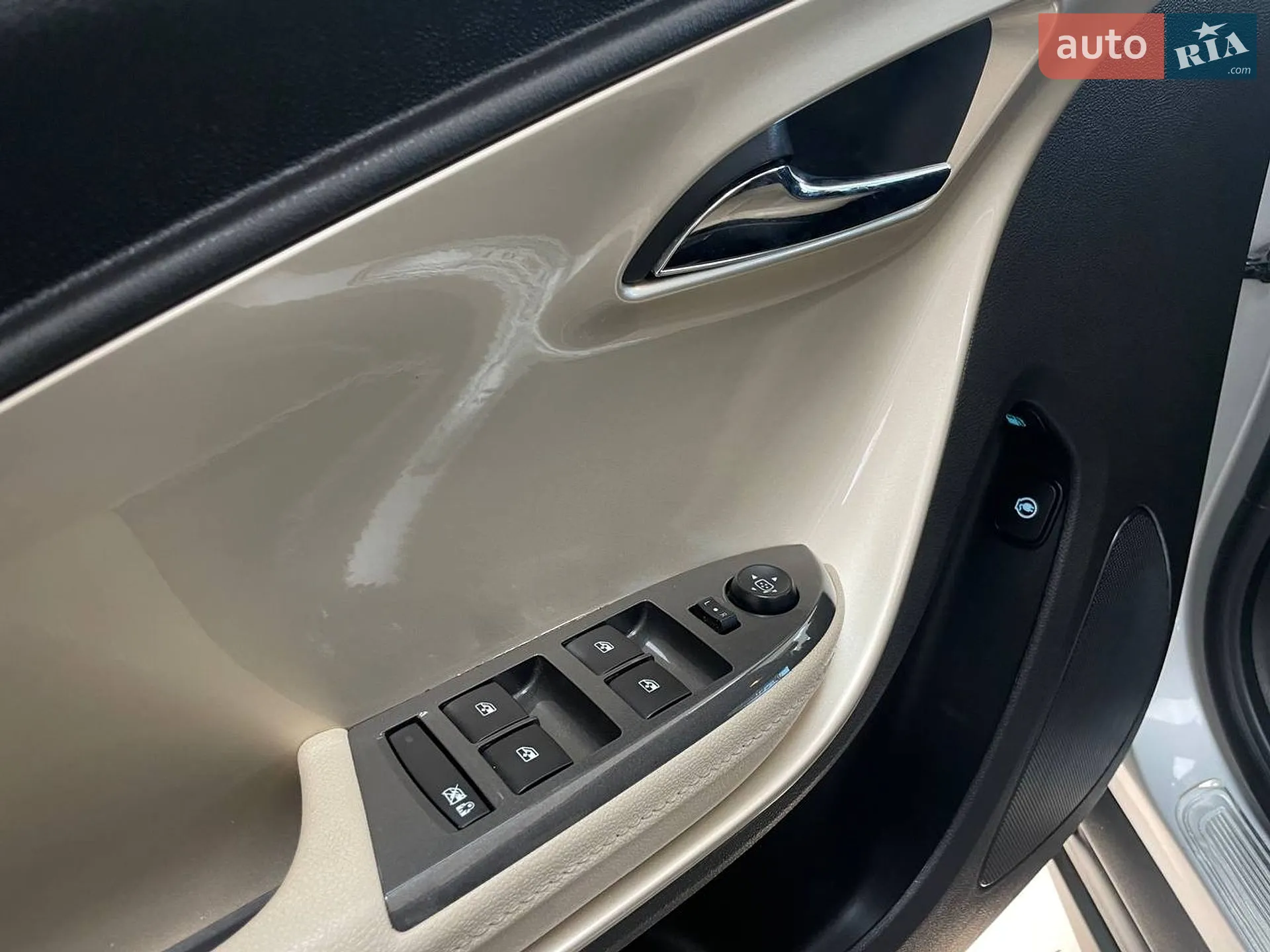 2012 Chevrolet Volt - мініатюра 17