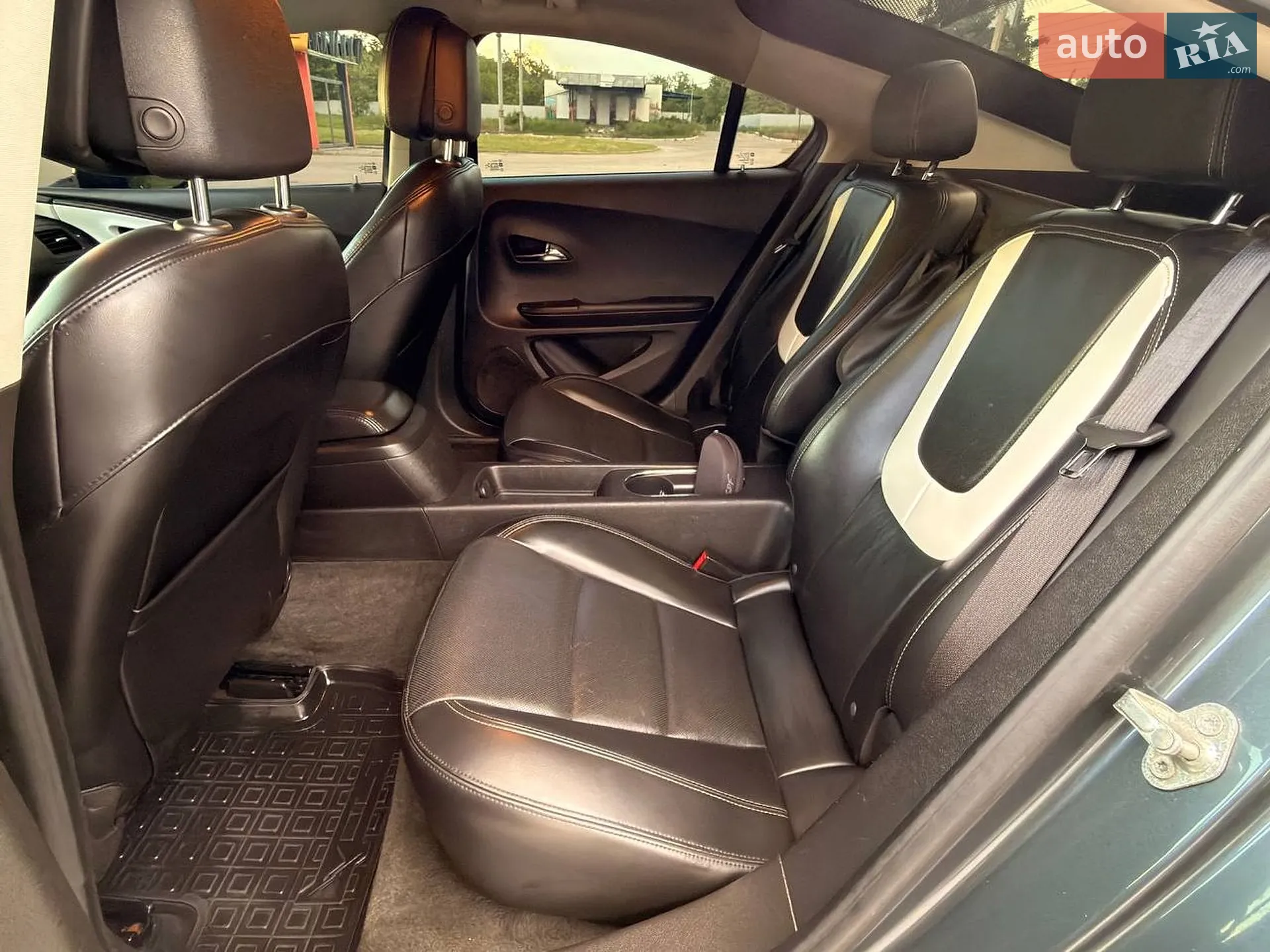 2012 Chevrolet Volt - мініатюра 15