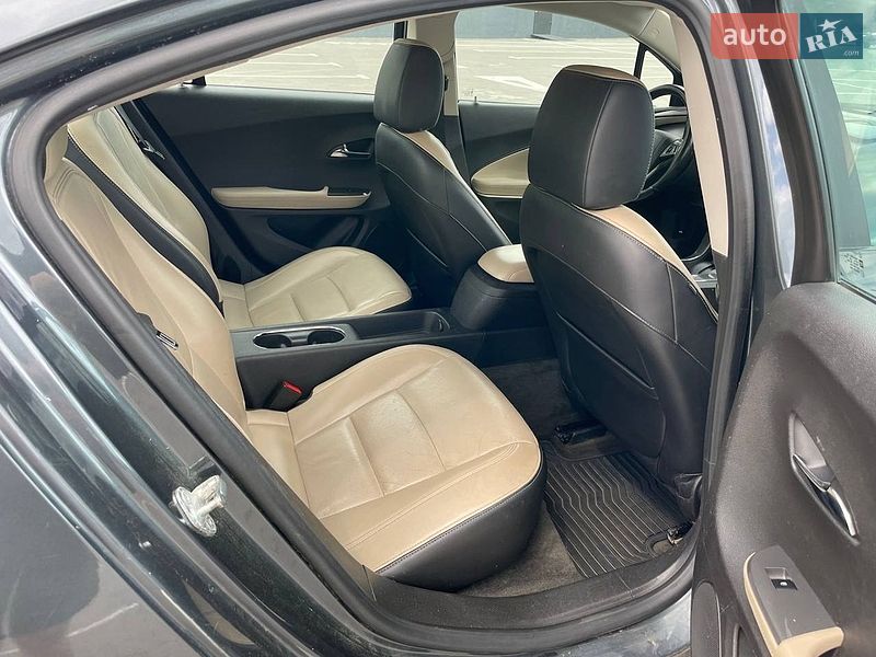 Хэтчбек Chevrolet Volt 2012 в Одессе