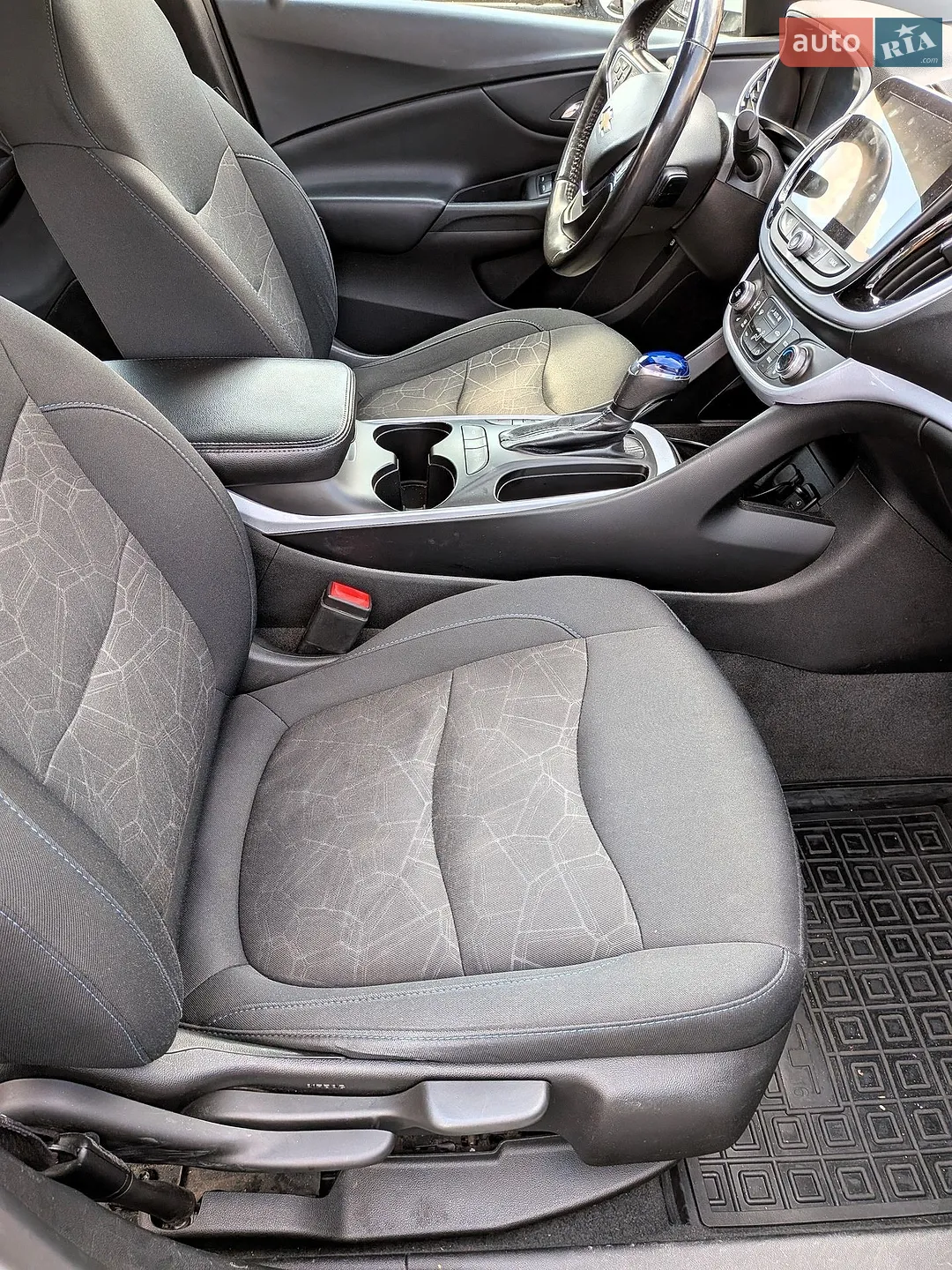 2016 Chevrolet Volt - мініатюра 18