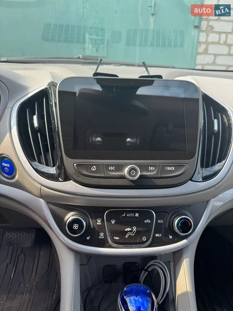 2018 Chevrolet Volt - мініатюра 10
