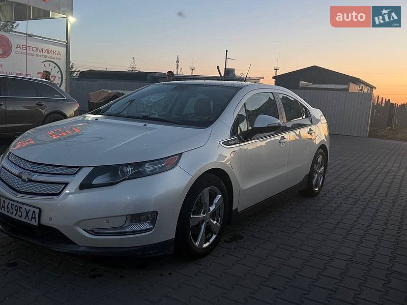 Chevrolet Volt 2011