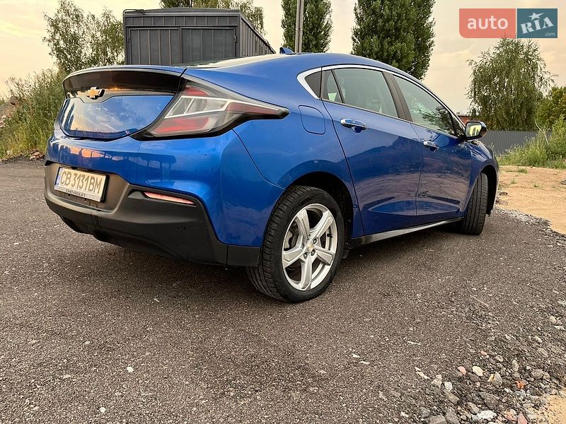 Хетчбек Chevrolet Volt 2016 в Чернігові