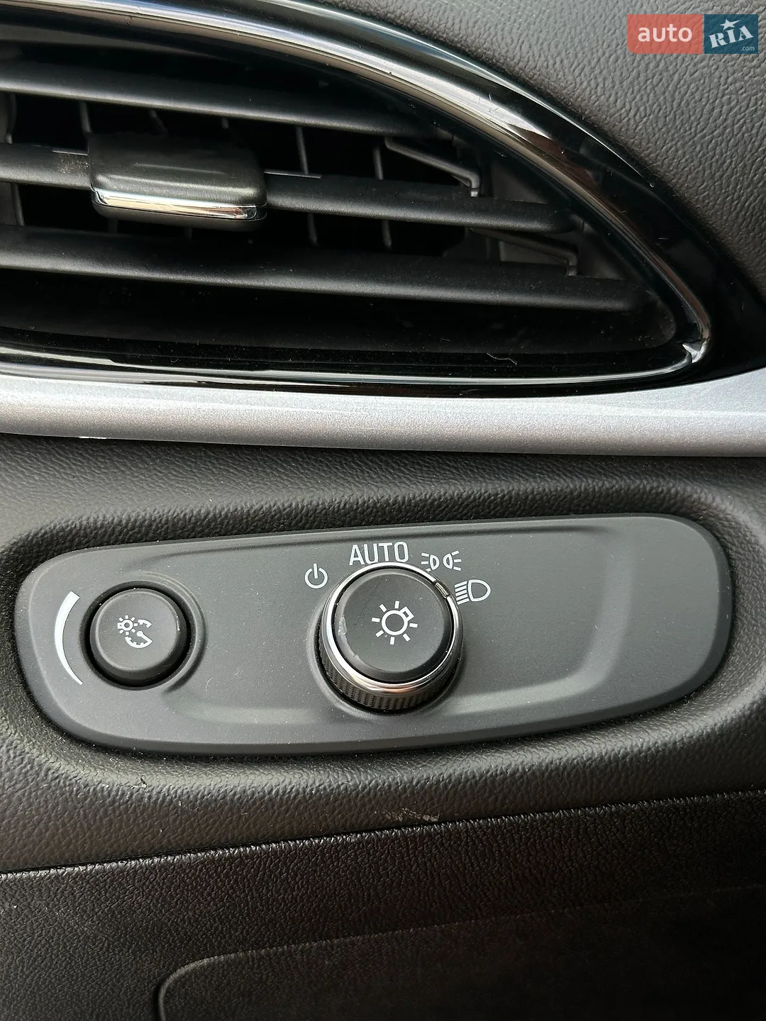 2018 Chevrolet Volt - мініатюра 39