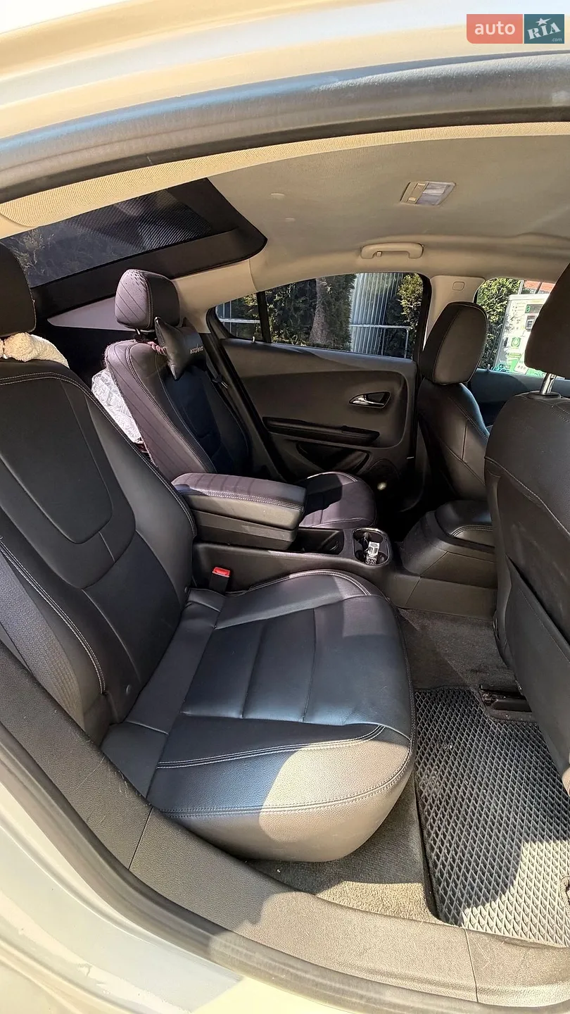 2013 Chevrolet Volt - мініатюра 24