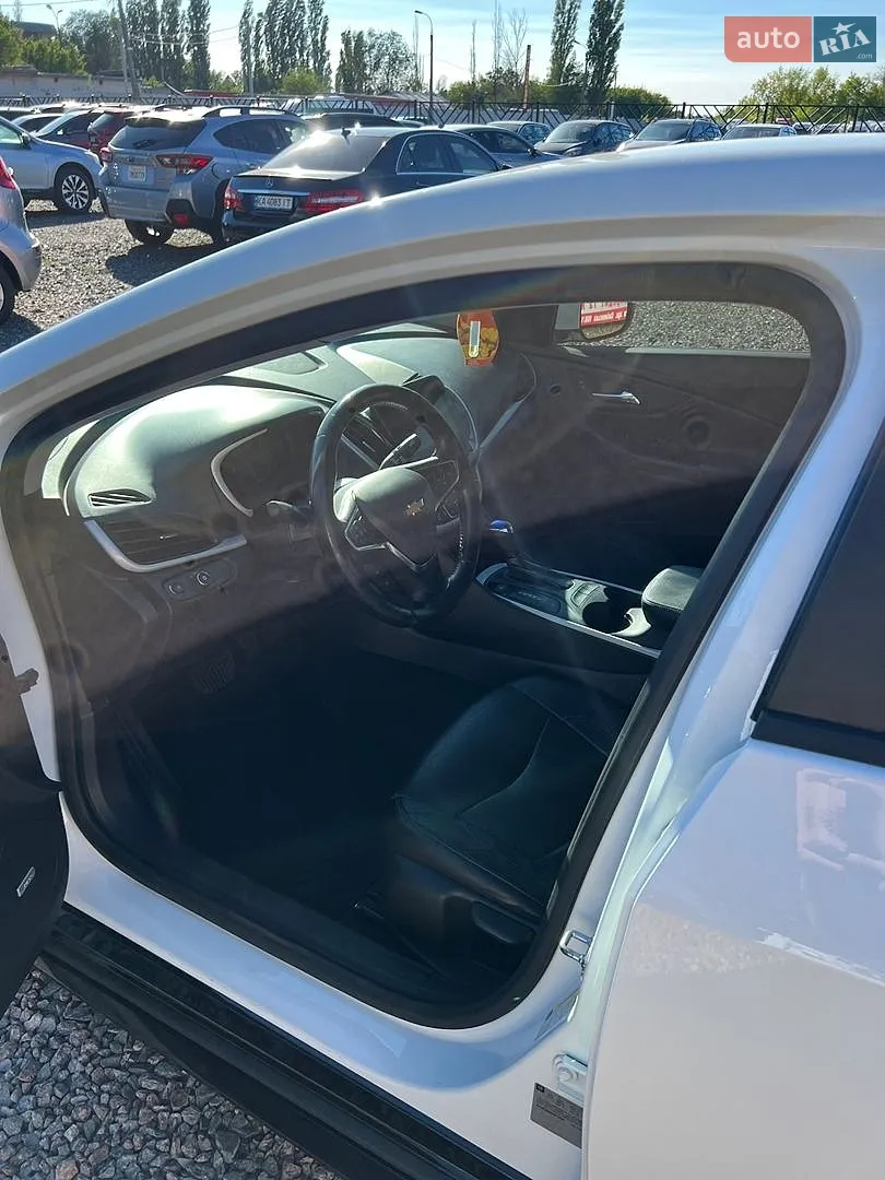 2017 Chevrolet Volt - мініатюра 8