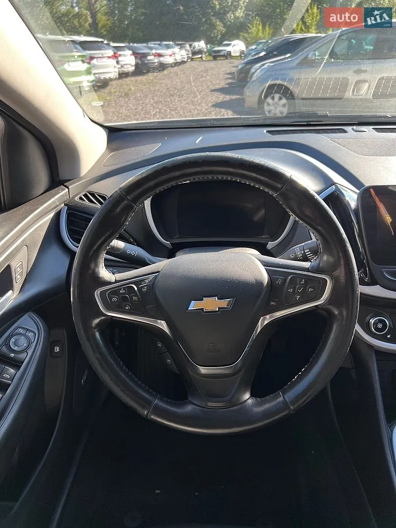 2017 Chevrolet Volt - мініатюра 9