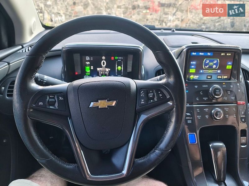 Хэтчбек Chevrolet Volt 2014 в Киеве