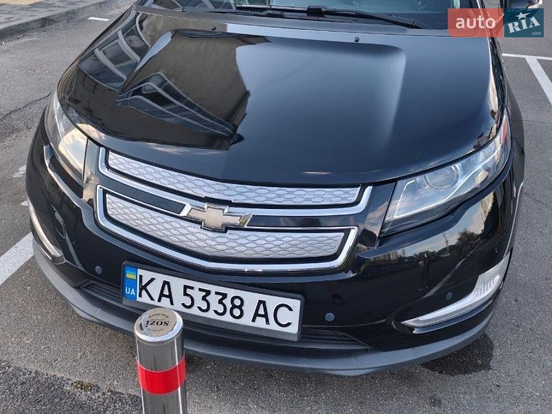 Хэтчбек Chevrolet Volt 2014 в Киеве