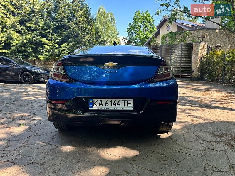 Хетчбек Chevrolet Volt 2016 в Києві