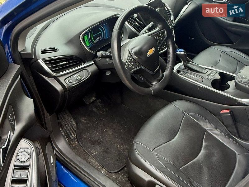 Хетчбек Chevrolet Volt 2016 в Львові