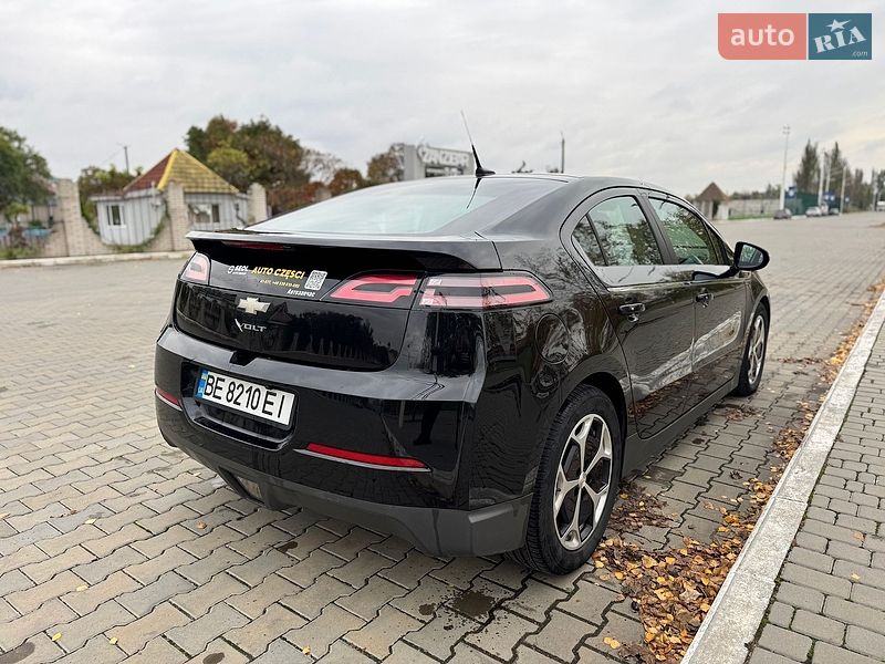 Хэтчбек Chevrolet Volt 2013 в Измаиле