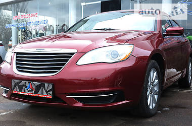 Chrysler 200 2.4i 2013