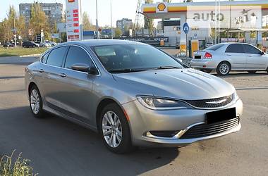Chrysler 200 2015