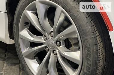 Седан Chrysler 200 2015 в 